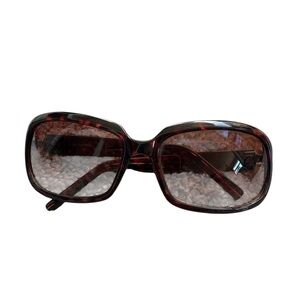 Liz Claiborne New York
Sunglasses, Brown Tortoise Plastic Frames w/ Gold accents